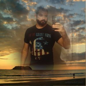 Meet your Posher, Christopher